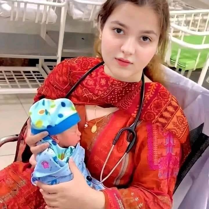 Zaroorat Rishta Lady Doctor